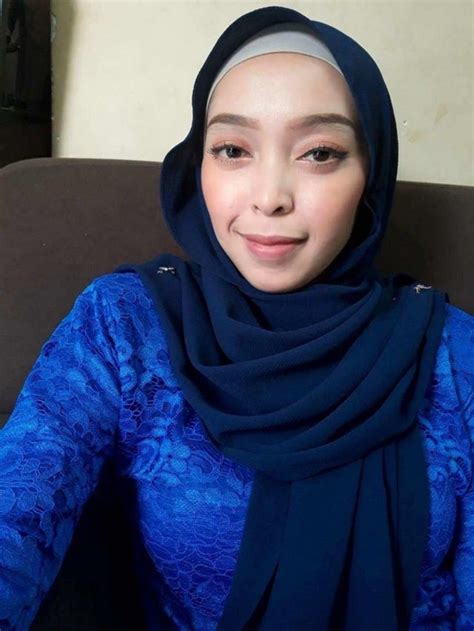 awek main tetek|Peminat tegar awek melayu bertudung。